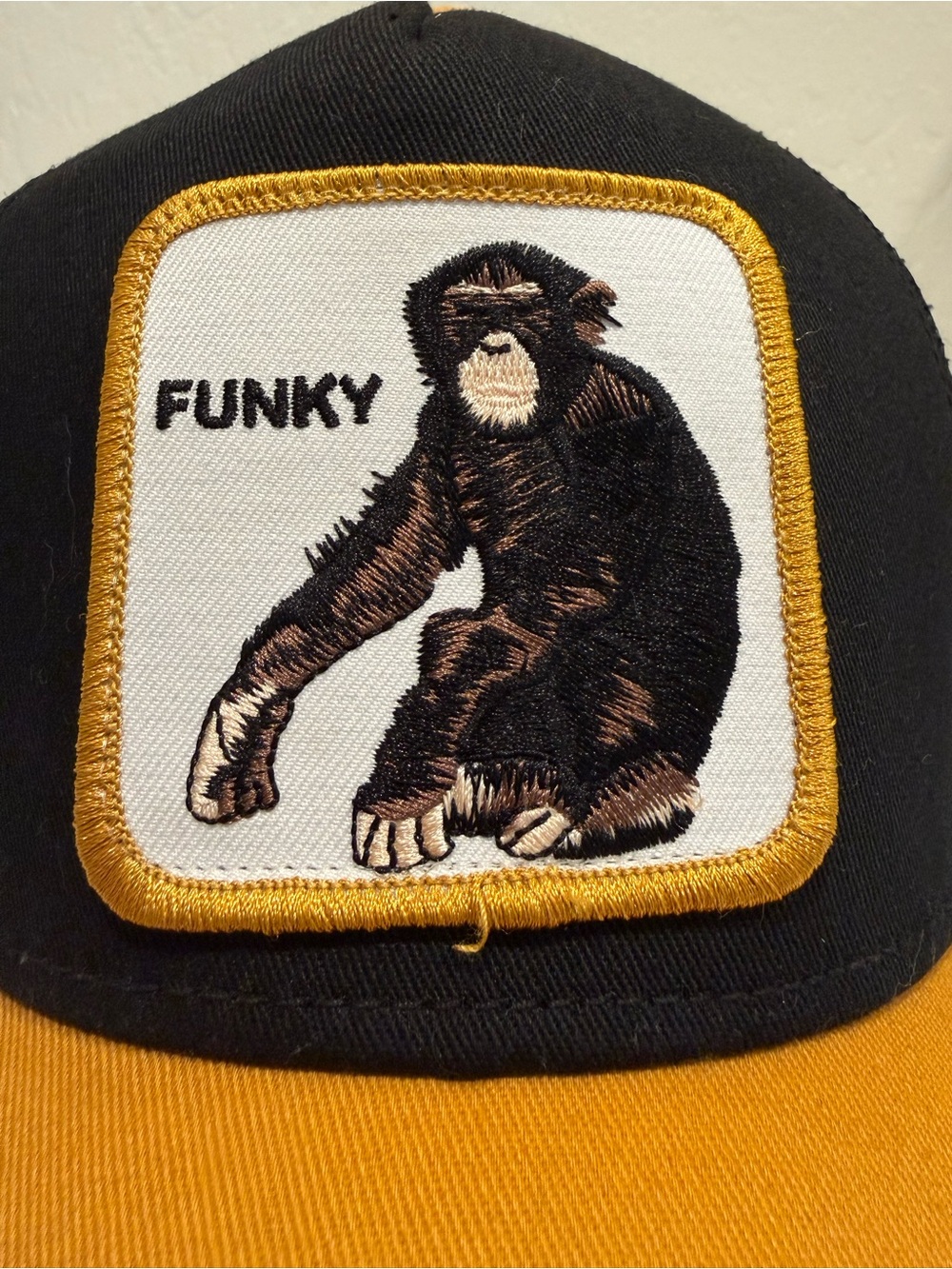GOORIN BROS Funky Monkey Trucker Hat Black Gold Chimpanzee Animal Farm Cap EUC - Picture 9 of 10